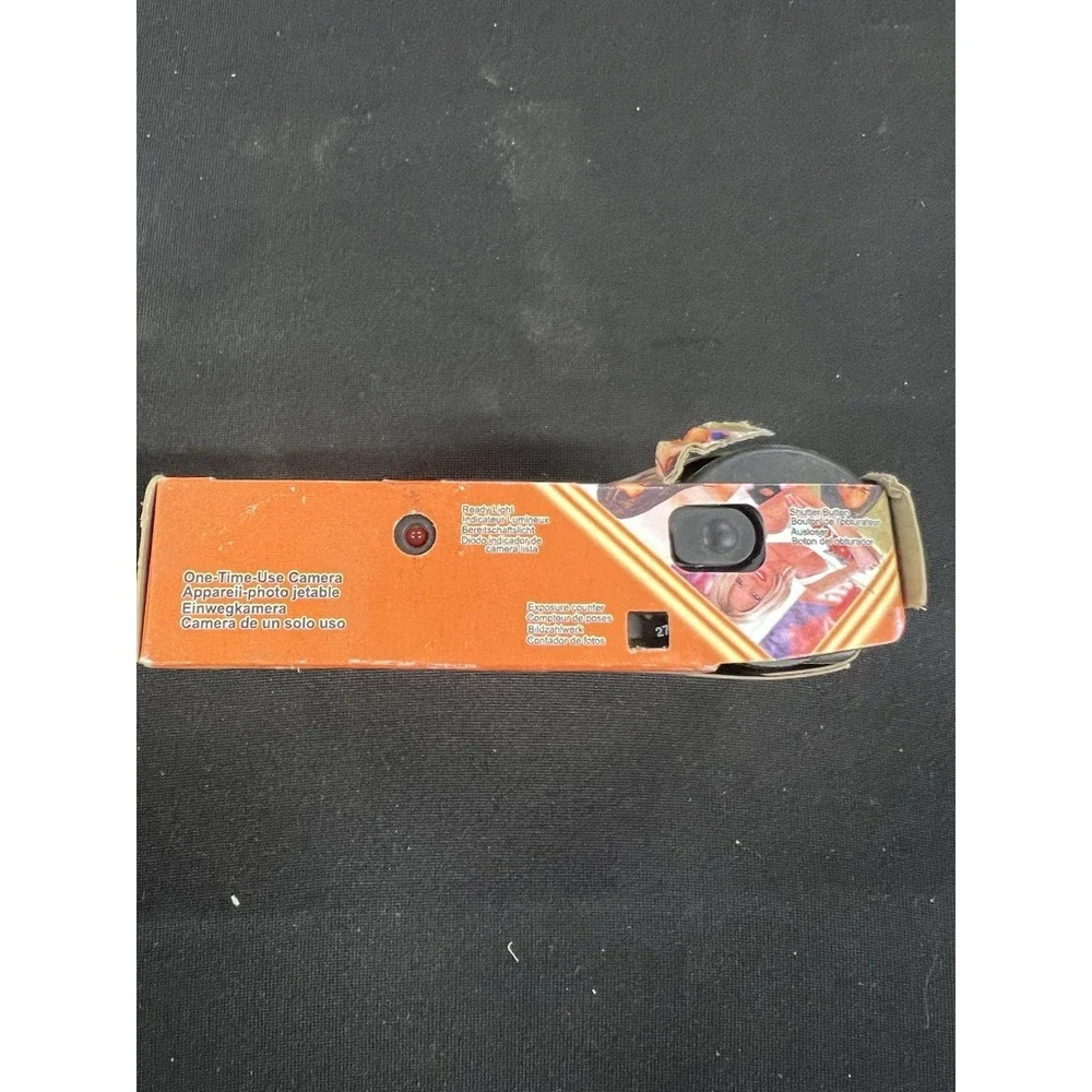 Late 90s Hooters Disposable Camera Film Is Used Not Develop‎